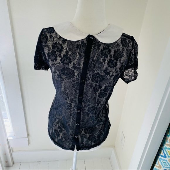 Urban Outfitters Pins and Needles Contrast Collar Lace Tee (size S) - Picture 4 of 10